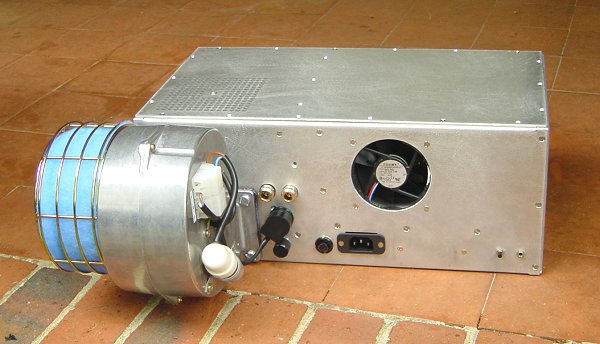 Back view of the finished amplifier 