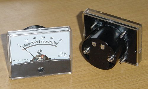 The two Monacor meters